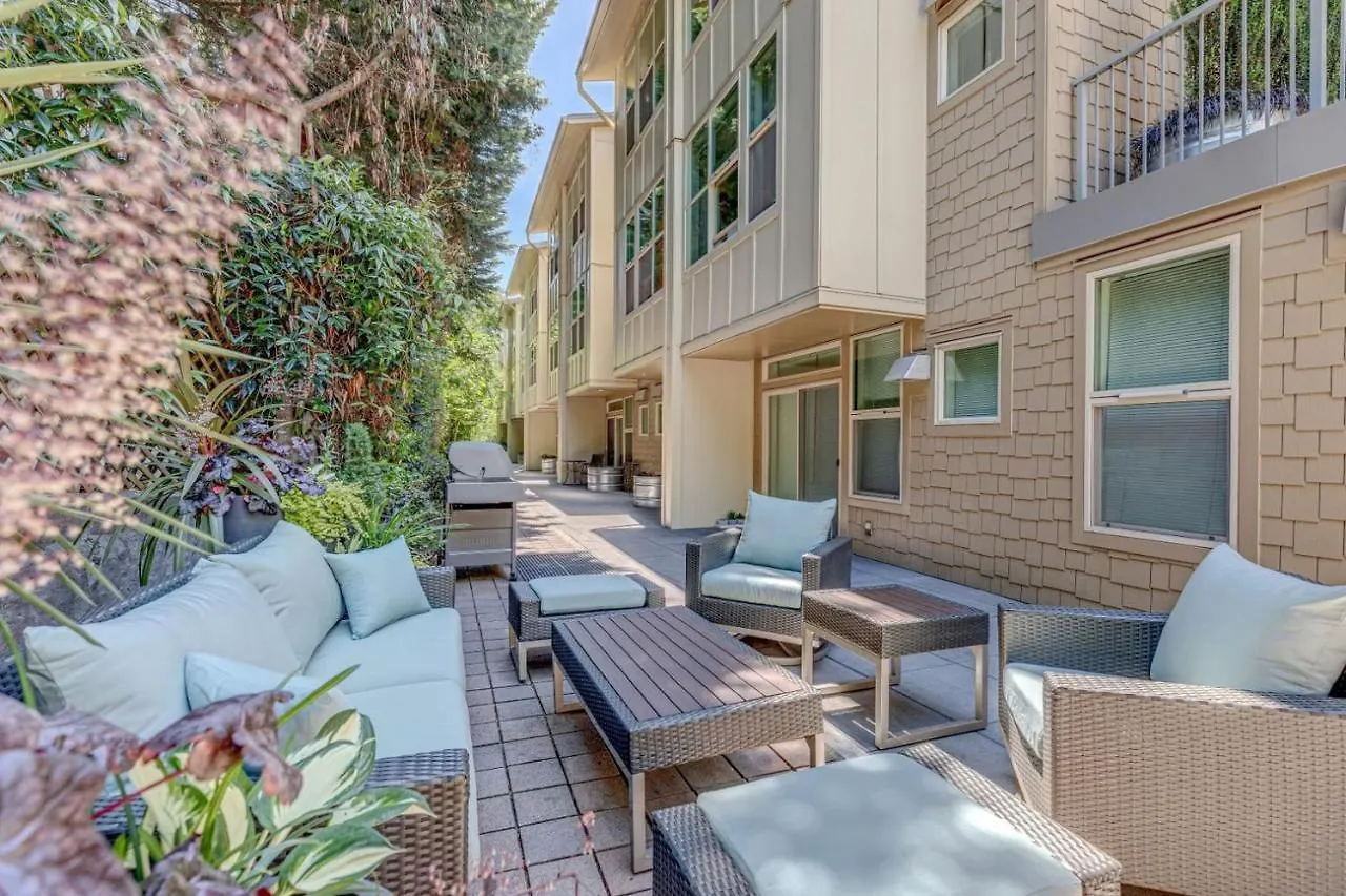 Wallingford 1Br W Lounge Wd Nr Shops Bars Sea-566 Apartment Seattle
