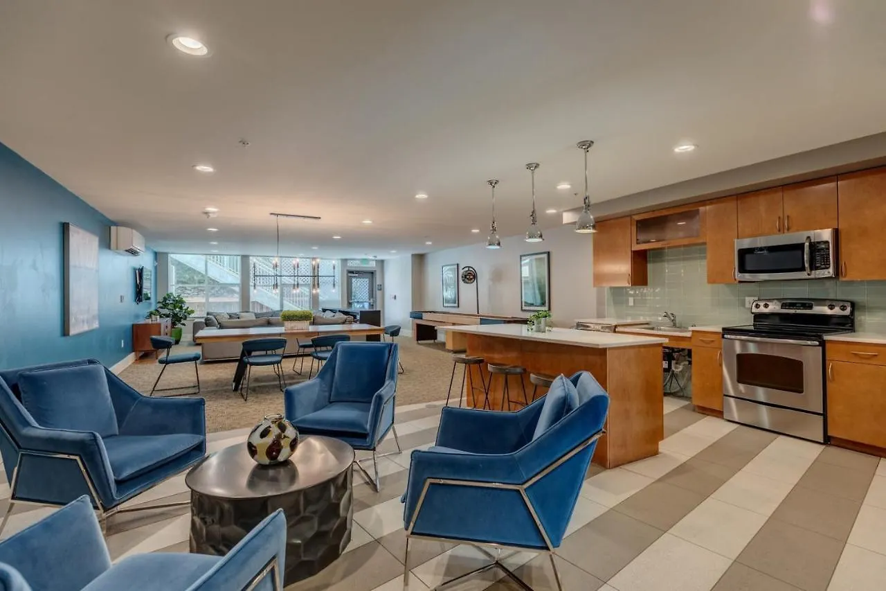 Wallingford 1Br W Lounge Wd Nr Shops Bars Sea-566 Apartment Seattle